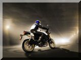 2011_FZ8_EUR_BWC1_ACT_004_yamaha_tcm46-3577271.jpg